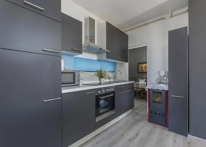 Πανσιόν Zak 3*