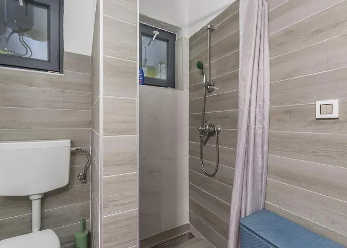 Zak Novigrad (Istria)