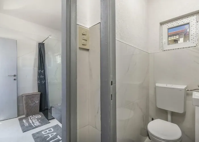 Zak Novigrad (Istria)